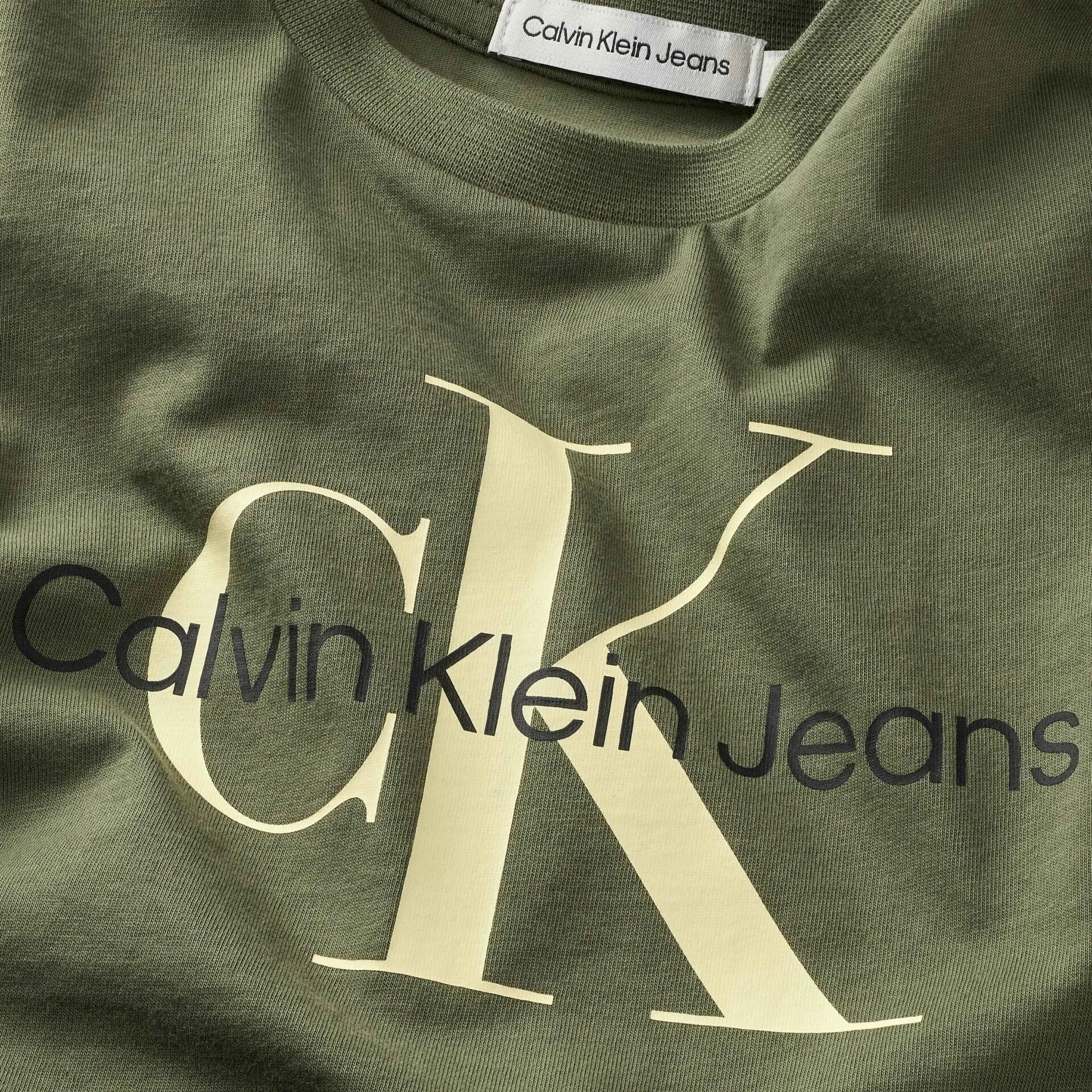 Calvin Klein T-shirt IU0IU00460LDY CK Monogram SS T-shirt - Seeds Hjoerring